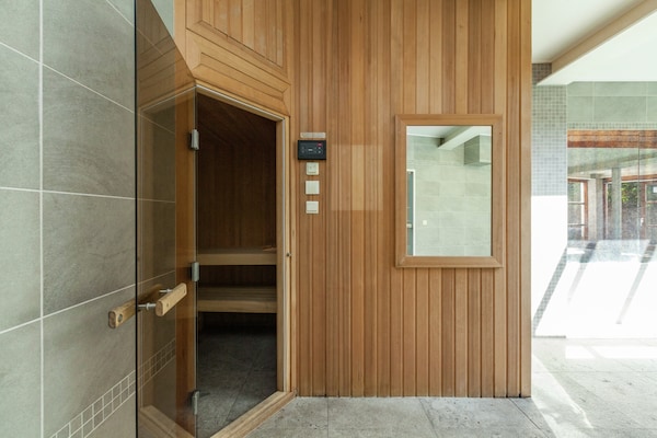 Foto van Villaverblijf met zwembad en sauna - Vakantiehuis in Koksijde - Wellness
