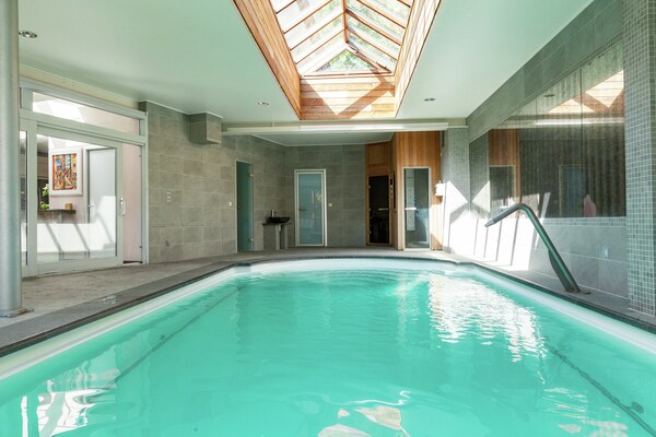 Foto van Villaverblijf met zwembad en sauna - Vakantiehuis in Koksijde - PoolOfHouse