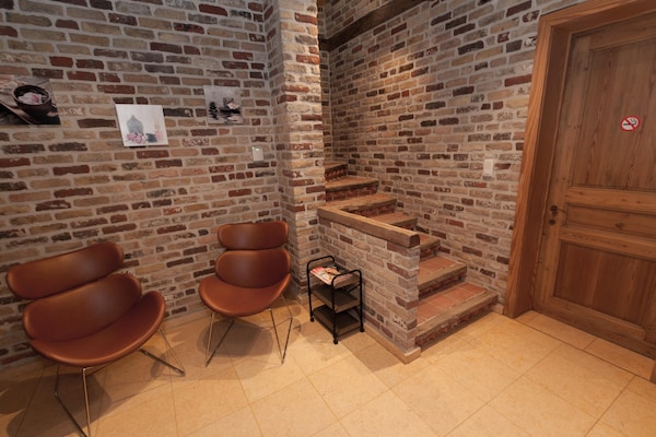 Foto van Villa met zwembad te Erembodegem - Vakantiehuis in Erembodegem - LivingRoom