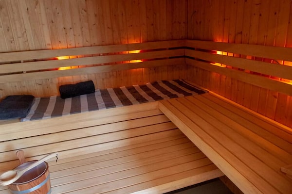 Foto van Villa met zwembad te Erembodegem - Vakantiehuis in Erembodegem - Wellness