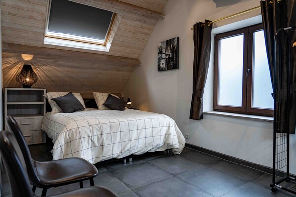 Foto van Villa met zwembad te Erembodegem - Vakantiehuis in Erembodegem - BedRoom