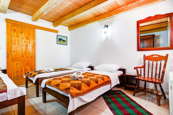 Foto van Villa in Starigrad bij Nationaal Park Paklenica - Vakantiehuis in Starigrad Paklenica - BedRoom