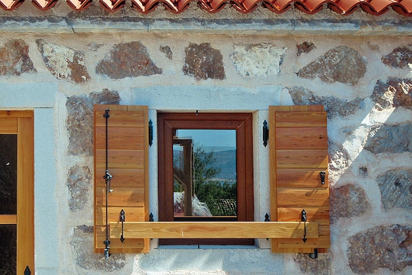Foto van Villa in Starigrad bij Nationaal Park Paklenica - Vakantiehuis in Starigrad Paklenica - ExteriorSummer