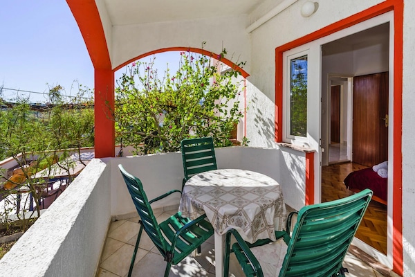 Foto van Vakantiehuis in Rovanjska met Zeezicht - Vakantiehuis in Jasenice - terrace