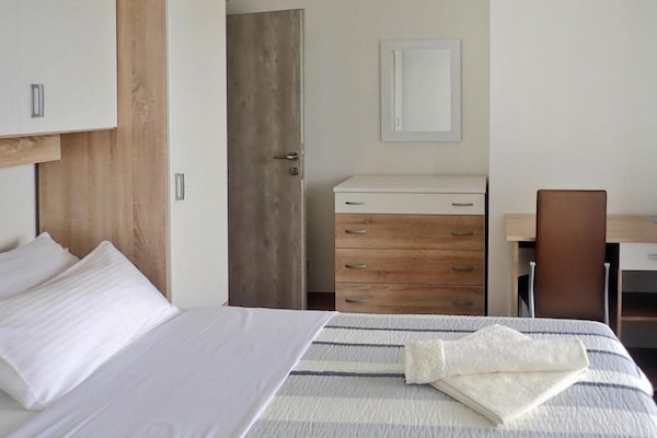 Foto van Vakantiehuis Maslenica met Privézwembad - Vakantiehuis in Maslenica - BedRoom
