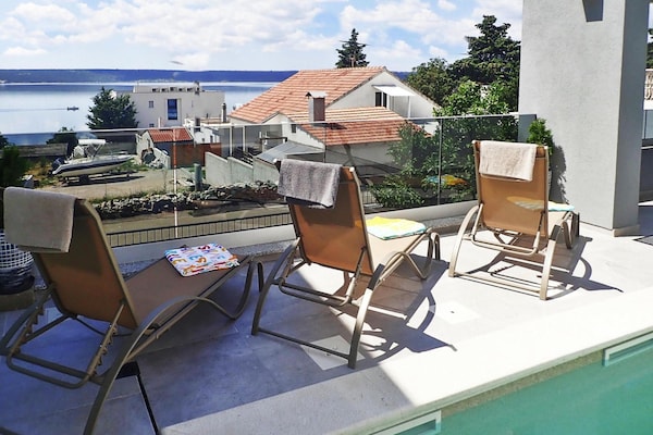 Foto van Vakantiehuis Maslenica met Privézwembad - Vakantiehuis in Maslenica - Facilities