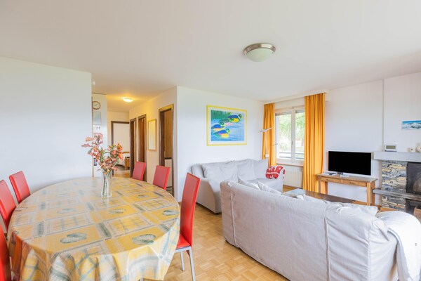 Foto van Appartement Crans-Montana bij Skibanen - Vakantiehuis in Crans-Montana - LivingRoom