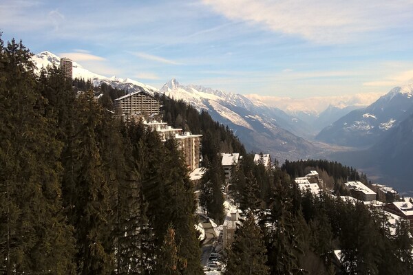 Foto van Appartement Crans-Montana bij Skibanen - Vakantiehuis in Crans-Montana - AreaWinter5KM
