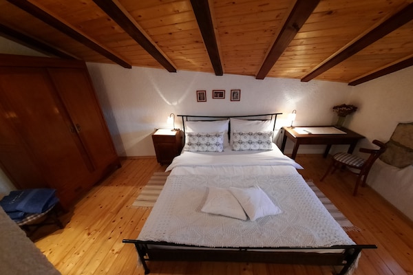 Foto van Stenen huis in Dobrec met zeezicht & zwembad - Vakantiehuis in Lovran - BedRoom