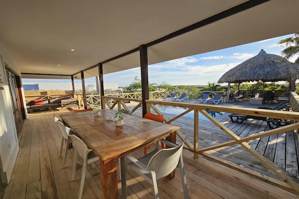 Foto van Villa in Jan Thiel met privézwembad - Vakantiehuis in Jan Thiel - TerraceBalcony