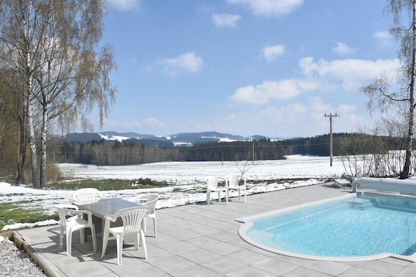 Foto van Vakantiehuis bij Sumava Skigebied - Vakantiehuis in Horni-Plana/Zlabek - GardenWinter