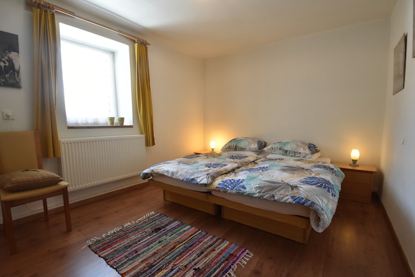 Foto van Vakantiehuis bij Sumava Skigebied - Vakantiehuis in Horni-Plana/Zlabek - BedRoom