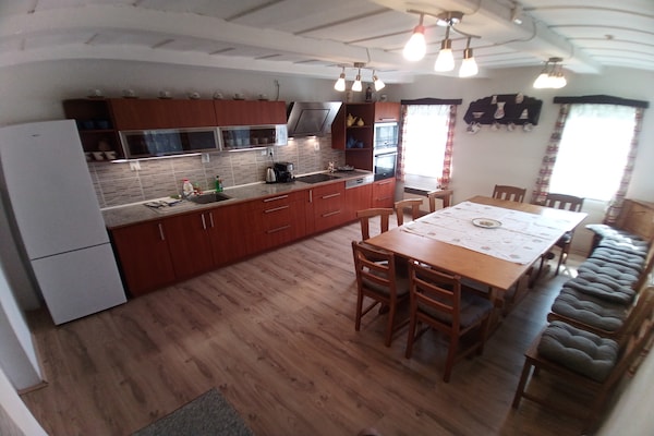 Foto van Bosontsnapping met tuin - Vakantiehuis in Staré Křečany - DiningRoom