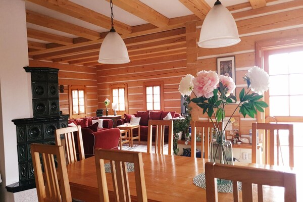 Foto van Privézwembadvilla in Stupna - Vakantiehuis in Pecka - DiningRoom