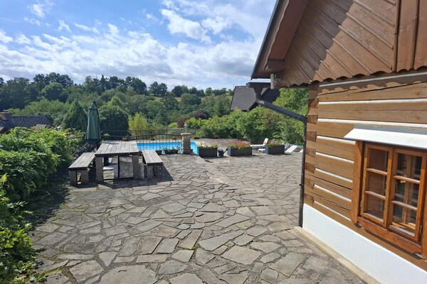 Foto van Privézwembadvilla in Stupna - Vakantiehuis in Pecka - PoolOfHouse