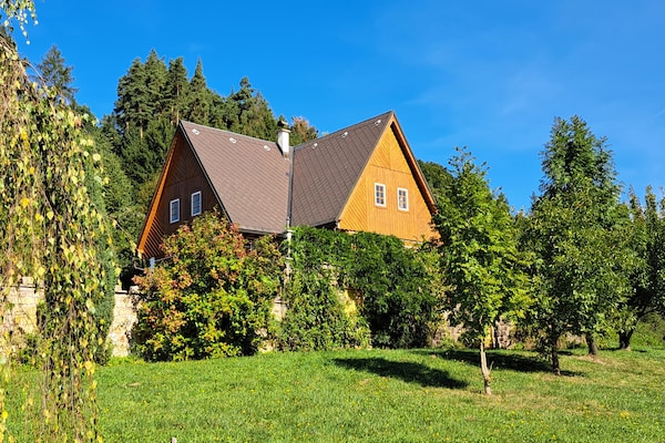 Foto van Privézwembadvilla in Stupna - Vakantiehuis in Pecka - ExteriorSummer