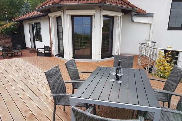 Foto van Groepsaccommodatie met zwembad in Ballenstedt - Vakantiehuis in Ballenstedt - TerraceBalcony