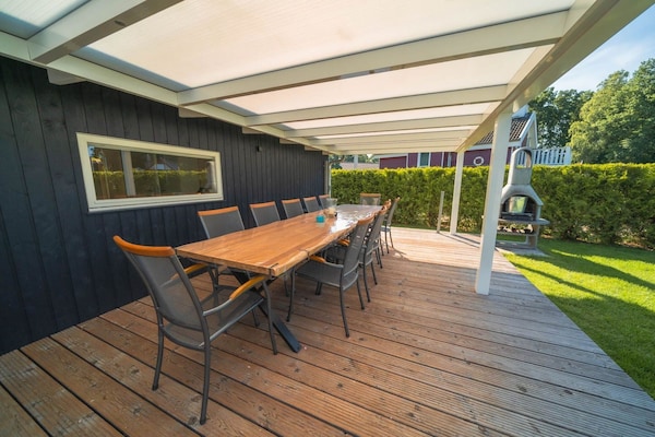 Foto van Vakantiehuis met zwembad en sauna aan het Duemmermeer - TerraceBalcony