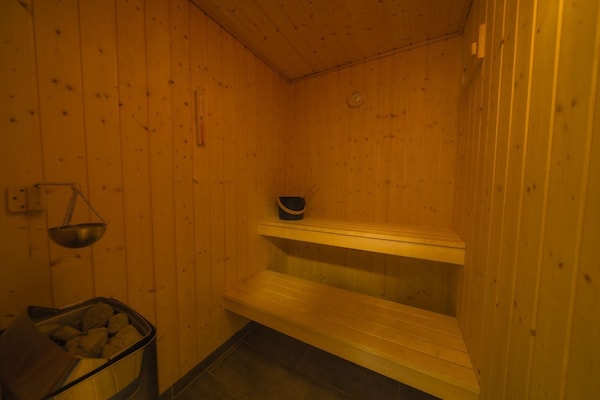 Foto van Vakantiehuis met zwembad en sauna aan het Duemmermeer - Sauna