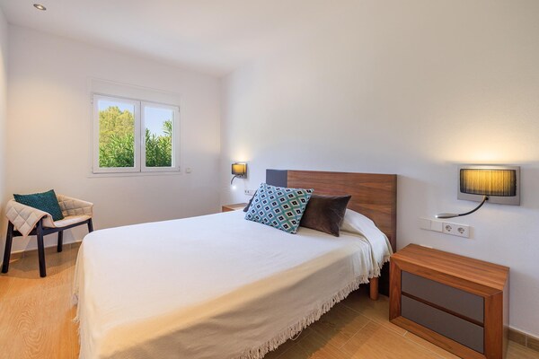 Foto van Gezellige villa in St Josep met privé zwembad - Vakantiehuis in San José - BedRoom