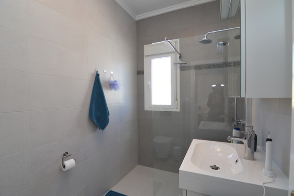 Foto van Vakantiehuis Rojales bij Golfbaan - Vakantiehuis in Rojales, Ciudad Quesada - BathRoom