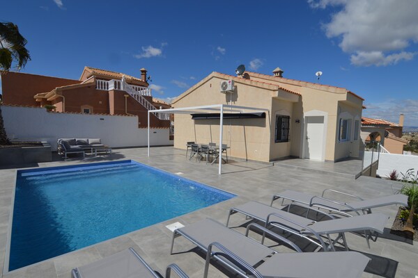 Foto van Vakantiehuis Rojales bij Golfbaan - Vakantiehuis in Rojales, Ciudad Quesada - PoolOfHouse