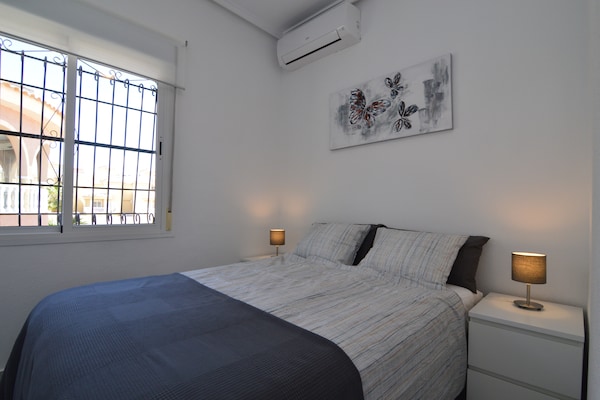 Foto van Vakantiehuis Rojales bij Golfbaan - Vakantiehuis in Rojales, Ciudad Quesada - BedRoom