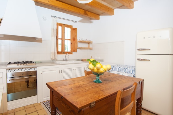 Foto van Tramuntana Retreat & Zwembad - Vakantiehuis in Selva, Illes Balears - Kitchen