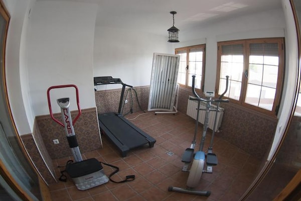 Foto van Vakantiehuis met patio en privé zwembad - Vakantiehuis in Ciudad Real - ViewSummer
