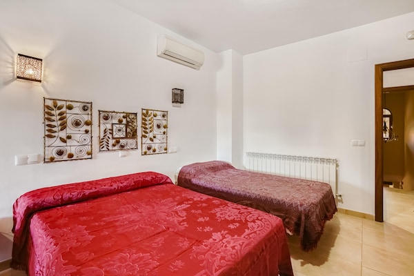 Foto van Vakantiehuis met patio en privé zwembad - Vakantiehuis in Ciudad Real - BedRoom