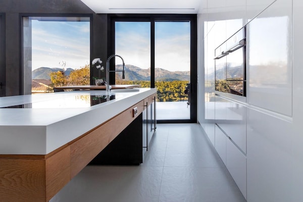 Foto van Villa in Búger met Dakzwembad en Uitzicht - Vakantiehuis in Búger - Kitchen