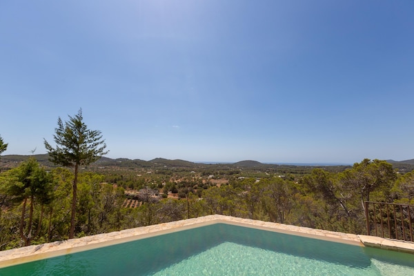 Foto van Vakantiehuis met privé zwembad - Vakantiehuis in San Carlos - PoolOfHouse