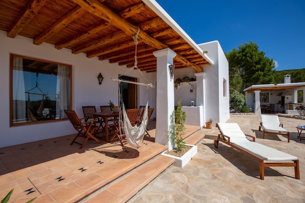 Foto van Vakantiehuis met privé zwembad - Vakantiehuis in San Carlos - TerraceBalcony