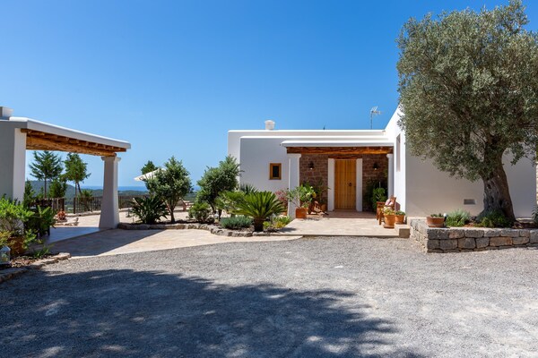 Foto van Vakantiehuis met privé zwembad - Vakantiehuis in San Carlos - GardenSummer