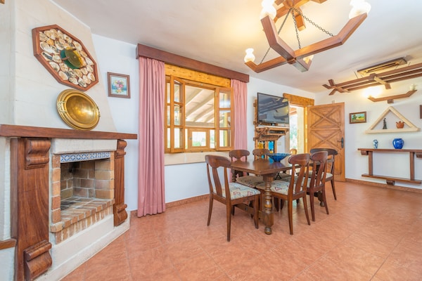 Foto van Els Pins. - Vakantiehuis in Crestatx , Illes Balears - DiningRoom