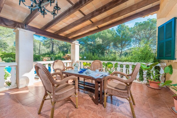 Foto van Els Pins. - Vakantiehuis in Crestatx , Illes Balears - TerraceBalcony