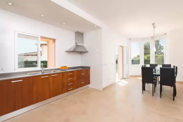 Foto van Villa in Inca met zwembad en prachtig uitzicht - Vakantiehuis in Inca, Illes Balears - Kitchen
