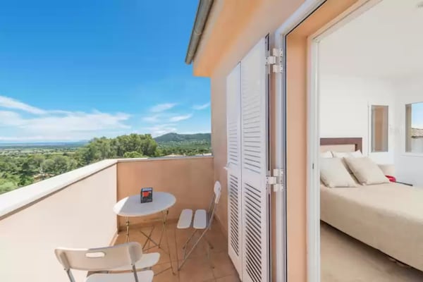 Foto van Villa in Inca met zwembad en prachtig uitzicht - Vakantiehuis in Inca, Illes Balears - TerraceBalcony