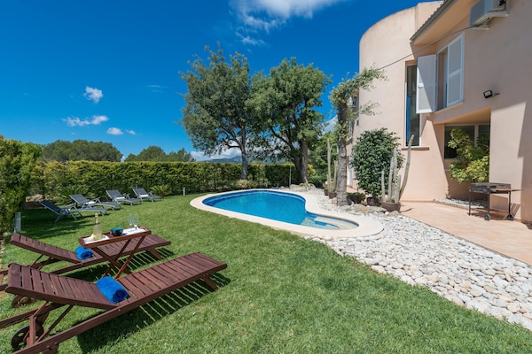 Foto van Villa in Inca met zwembad en prachtig uitzicht - Vakantiehuis in Inca, Illes Balears - AreaSummer1KM
