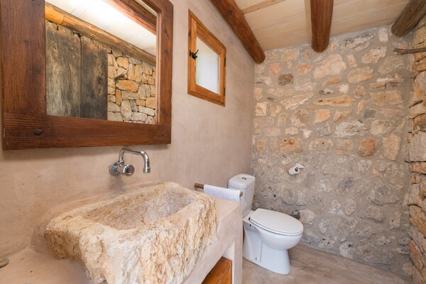 Foto van Rustige finca met uitzicht op het zwembad - Vakantiehuis in Manacor, Illes Balears - BathRoom