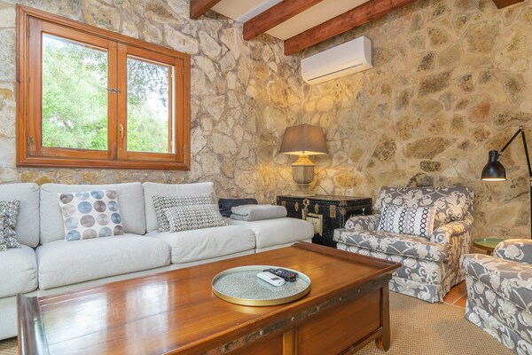 Foto van Saran - Villa met privézwembad in Llucmajor - Vakantiehuis in Llucmajor, Illes Balears - 