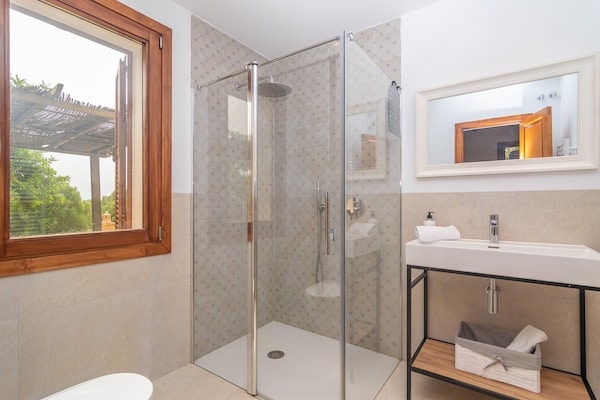 Foto van Saran - Villa met privézwembad in Llucmajor - Vakantiehuis in Llucmajor, Illes Balears - 