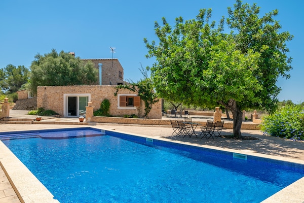 Foto van Saran - Villa met privézwembad in Llucmajor - Vakantiehuis in Llucmajor, Illes Balears - 