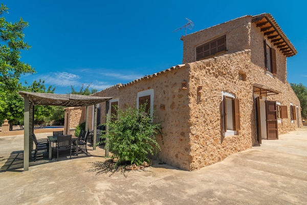 Foto van Saran - Villa met privézwembad in Llucmajor - Vakantiehuis in Llucmajor, Illes Balears - 