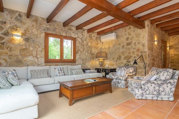 Foto van Saran - Villa met privézwembad in Llucmajor - Vakantiehuis in Llucmajor, Illes Balears - 