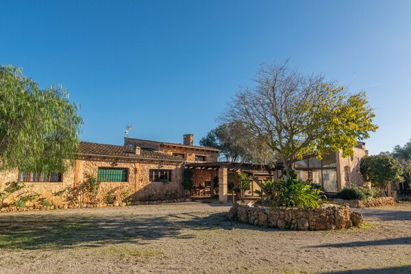 Foto van Canaus - Villa Con Piscina Privada En Porreres - Vakantiehuis in Porreres, Illes Balears - 