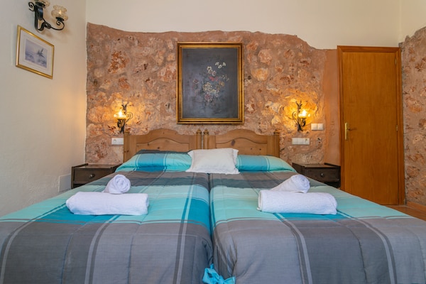Foto van Canaus - Villa Con Piscina Privada En Porreres - Vakantiehuis in Porreres, Illes Balears - 