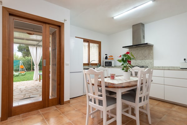 Foto van Villa in Búger met Privézwembad en BBQ - Vakantiehuis in , Illes Balears - 