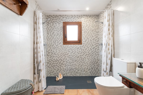 Foto van Villa in Búger met Privézwembad en BBQ - Vakantiehuis in , Illes Balears - 