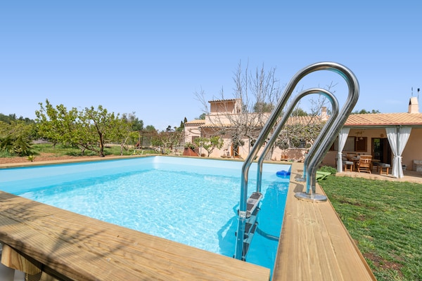 Foto van Villa in Búger met Privézwembad en BBQ - Vakantiehuis in , Illes Balears - 